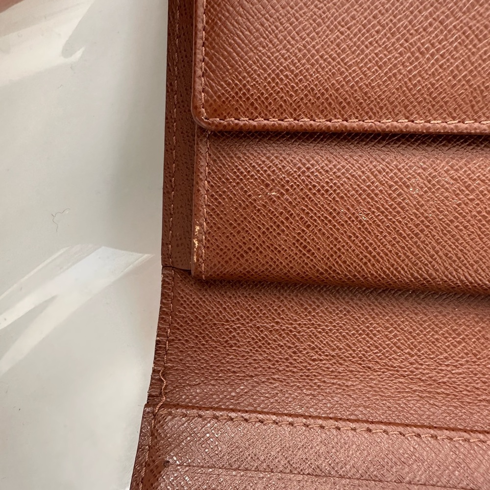 Louis Vuitton Brown Monogram Crossbody Bag - Picture 14 of 16